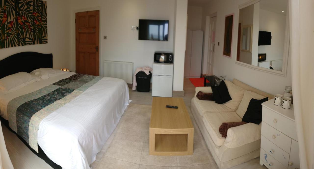 Surf Lookout - King Size En-Suite With Sea Views New Quay Extérieur photo